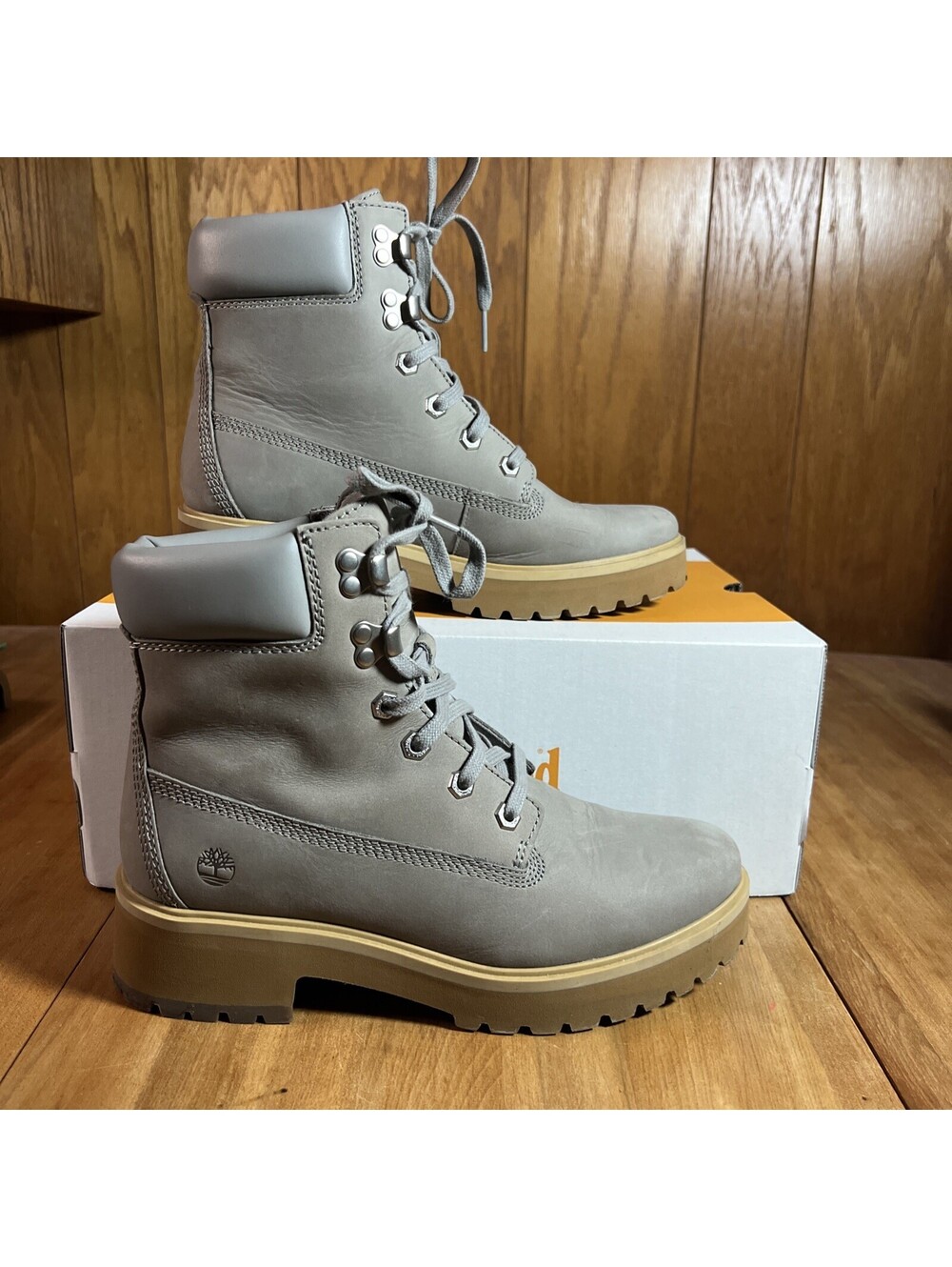Timberland Womans Carnaby Cool Mid Lace Boot Medium Gray Nubuck A2CT5 Size 8.5